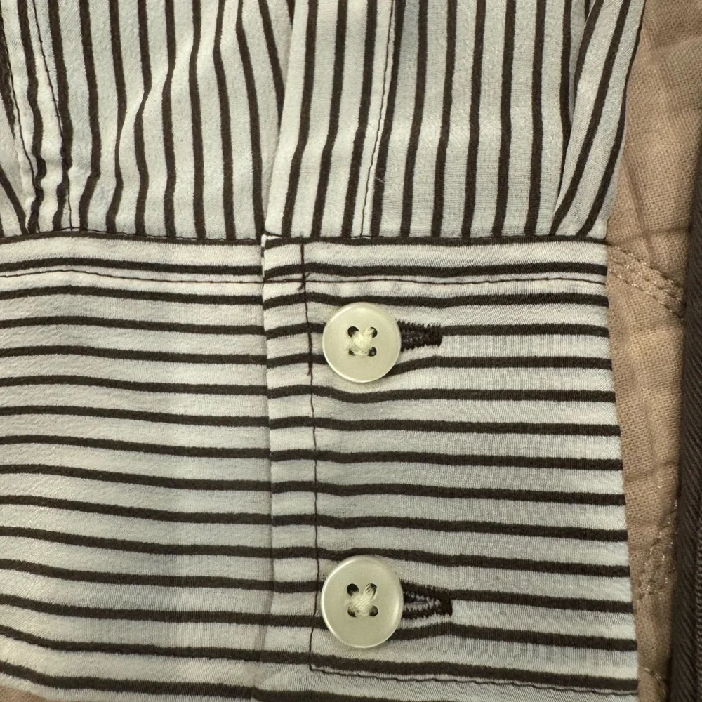 Spanx Washable Silk Long-Sleeve Shirt in Cedar/True Ivory Size Medium - Picture 8 of 8